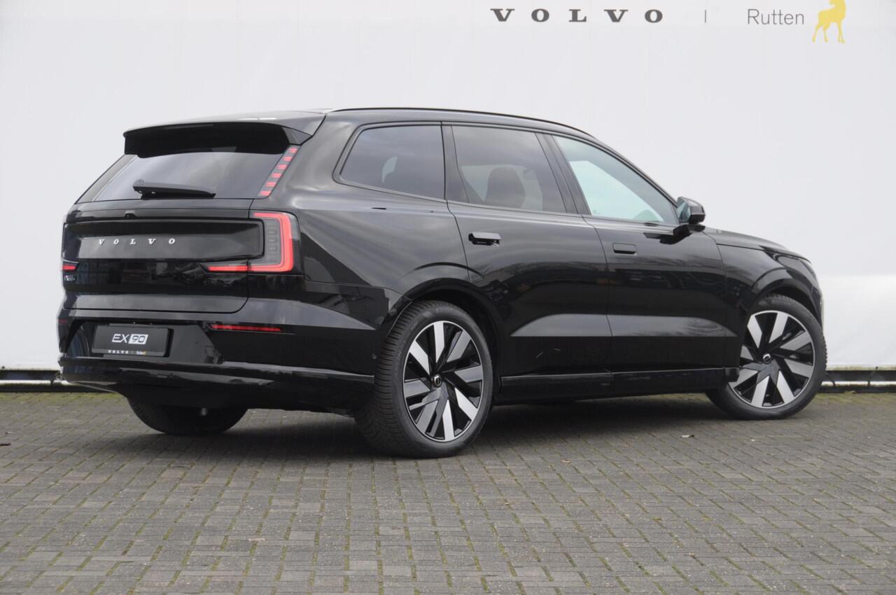 Volvo EX90 408PK Automaat Twin Motor Ultra / Panoramadak / Luchtvering / Head-up display / Stoelverwarming en stuurwielverwarming / Massagestoelen / Memory seats / Adaptive cruise control / 360 Camera / elektrische achterklep