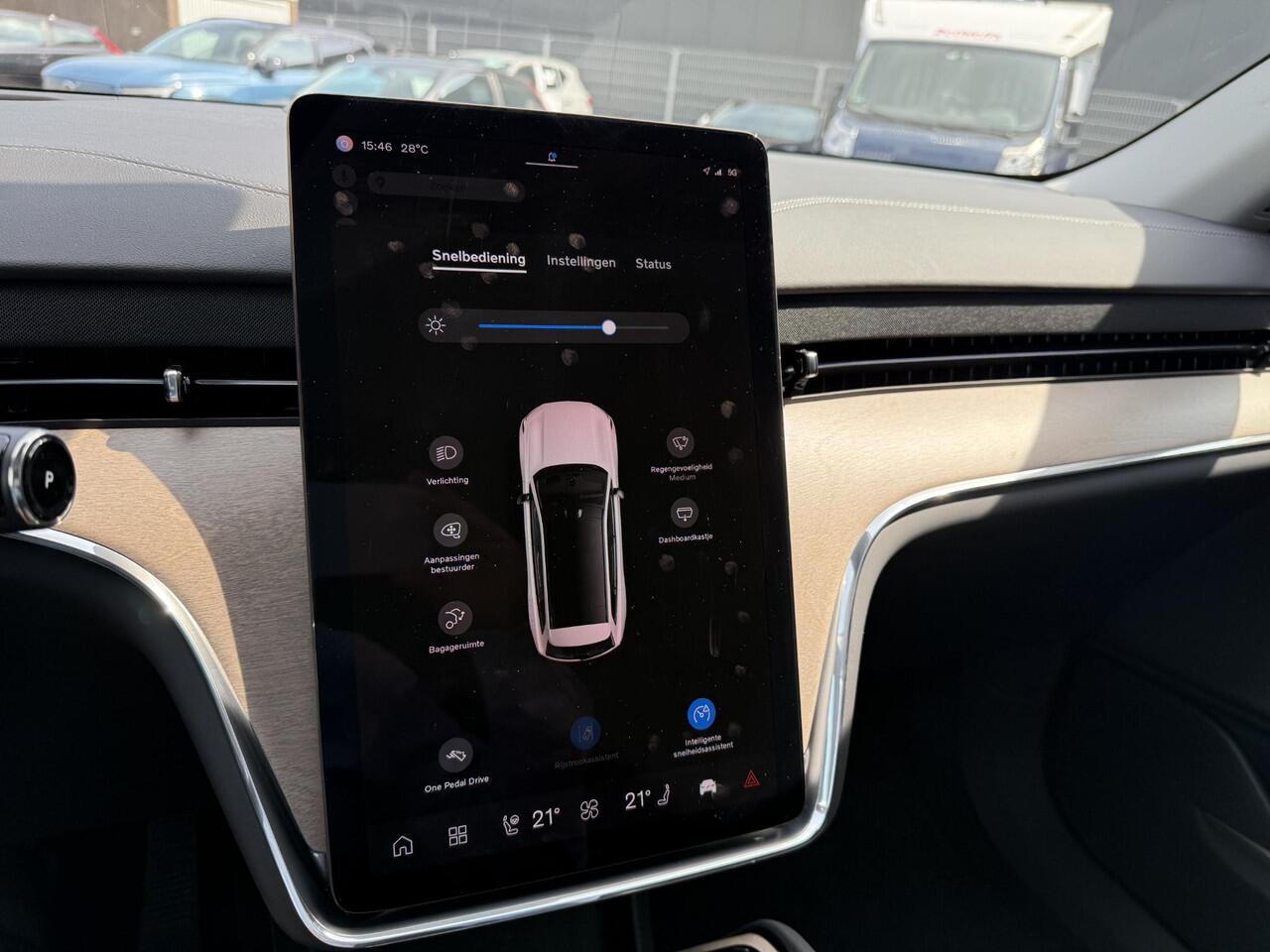 Volvo EX90 Single Motor Plus 7p. 104 kWh 17% Bijtelling | Uit voorraad Leverbaar | Bose audio | 360° Camera | 21'' | Climate Pack | Pilot Assist Pack | Head Up Display | Panorama Dak |