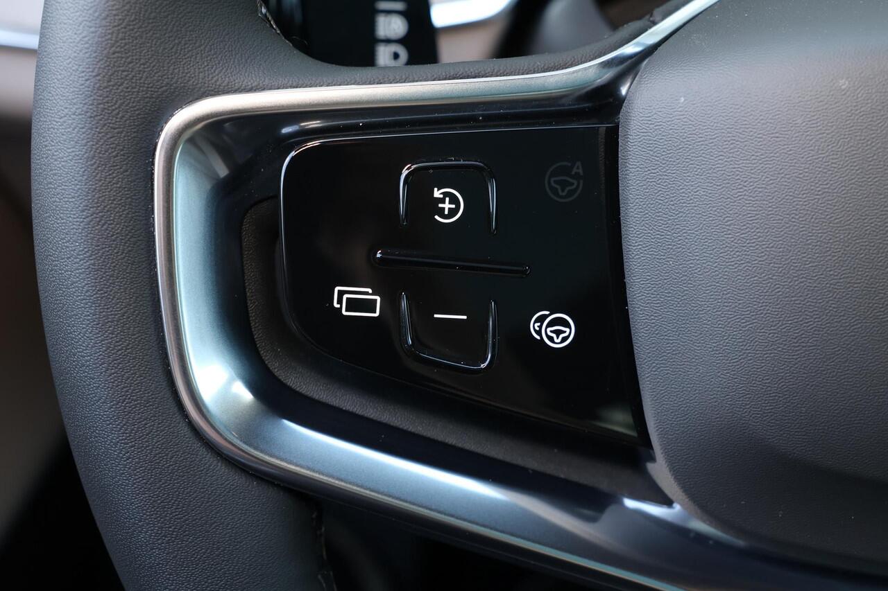 Volvo EX90 Twin Motor Ultra 7p. 111 kWh - Luchtvering - Pilot Assist Pack - Climate Pack - Bose Premium sound - HD Pixel LED koplampen - Verwarmbare voorstoelen - Verwarmbaar stuurwiel - Softclose portieren - Phone as key - 360º camera - Getint glas - Head-up displa