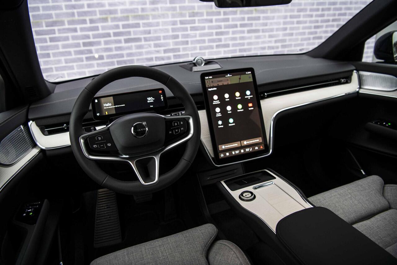 Volvo EX90 Twin Motor Performance Ultra | 7-Zits | Google | Bowers & Wilkins Audio | Soft Close | Luchtvering | Head-Up Display | Elek. Achterklep | Pano Dak | Stoelmassage | Pilot Assist Pack | Zitverlenging | Climate Pack | Getint Glas | 22" LM