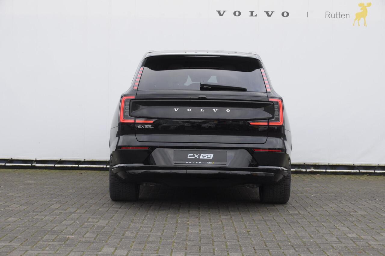 Volvo EX90 408PK Automaat Twin Motor Ultra / Panoramadak / Luchtvering / Head-up display / Stoelverwarming en stuurwielverwarming / Massagestoelen / Memory seats / Adaptive cruise control / 360 Camera / elektrische achterklep