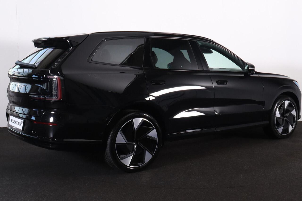Volvo EX90 Twin Motor Ultra 7p. 111 kWh - Luchtvering - Pilot Assist Pack - Climate Pack - Bose Premium sound - HD Pixel LED koplampen - Verwarmbare voorstoelen - Verwarmbaar stuurwiel - Softclose portieren - Phone as key - 360º camera - Getint glas - Head-up displa