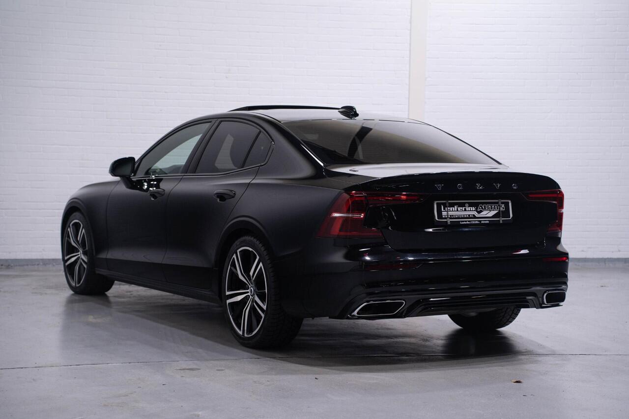 Volvo S60 2.0 B3 R-Design Navi Leder Sportstoelen Schuifdak NAP Camera Apple carplay Rijklaar!