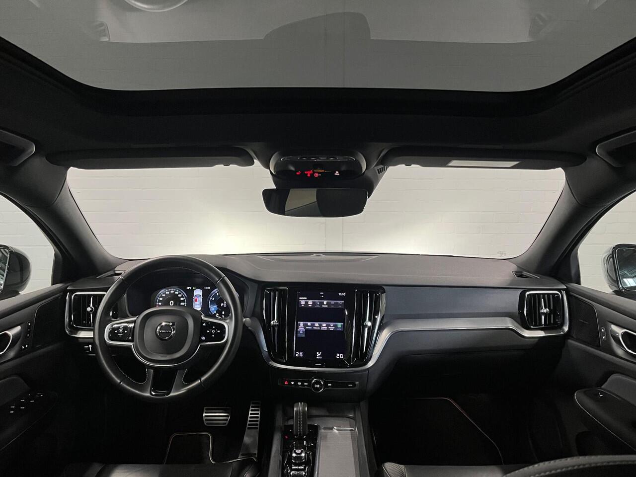 Volvo S60 2.0 B3 R-design | Open dak | Adaptive cruise control | Harman/Kardon | Memory | 360 graden Camera