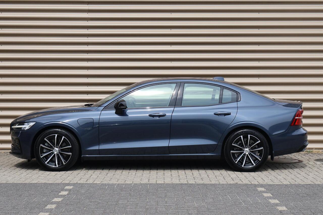 Volvo S60 Recharge T8 AWD Plus Dark | Stoel & stuurwielverwarming | Elektr. stoelen met memory