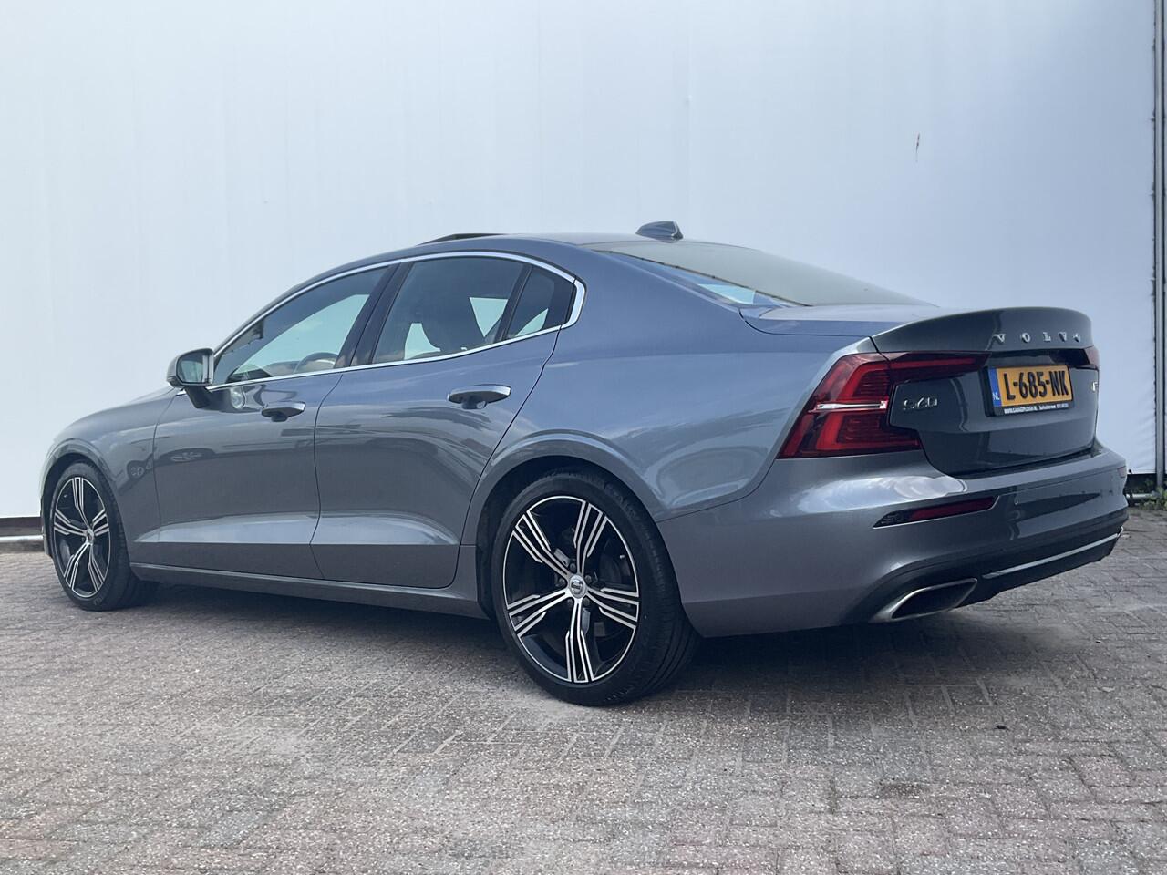 Volvo S60 2.0 B3 Inscription Pano Harman/Kardon Leer Stoel/Stuurverw Voll.Onderhouden!