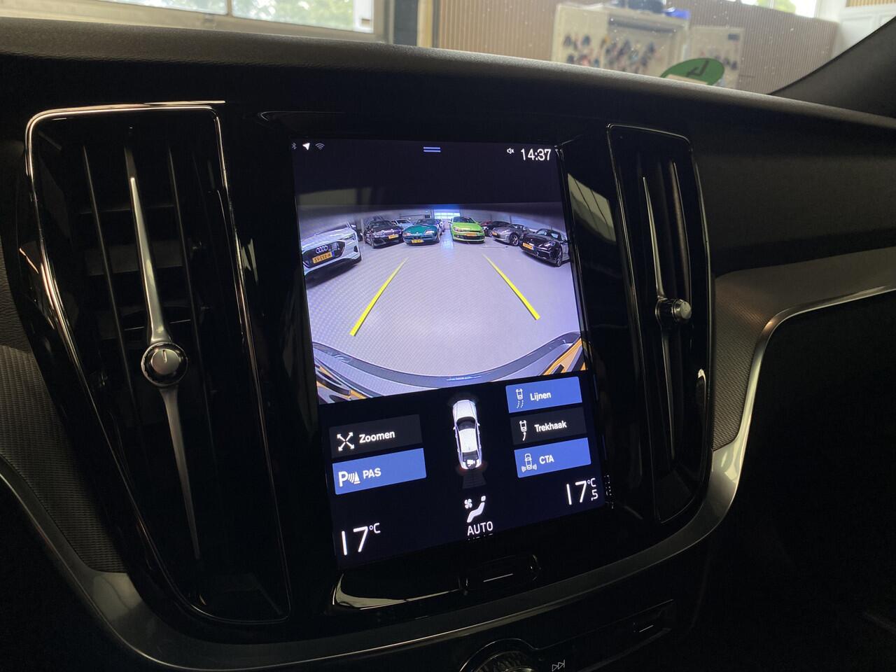 Volvo S60 2.0 T4 R-Design Panorama-dak, Camera, Trekhaak