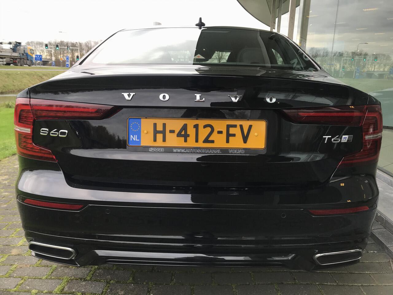 Volvo S60 2.0 T6 AWD Twin Engine R-Design | Rijklaar incl 12 mnd Bovag | Stoelverwarming Keyless Camera Adaptieve cruise