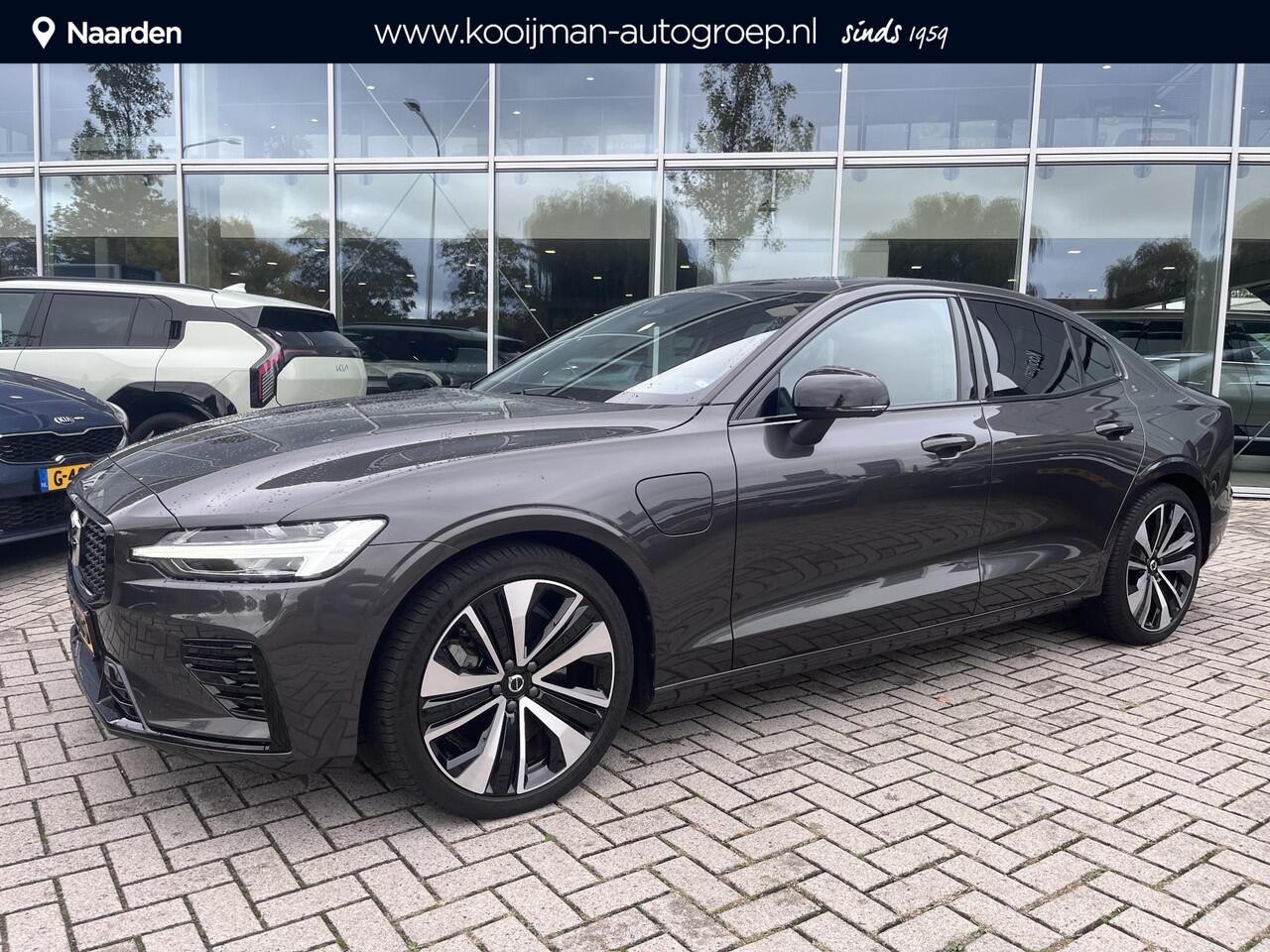 Volvo S60 2.0 Recharge T6 AWD Plus Dark Harman Kardon|Schuifkanteldak|Stoel+Stuur verwarming|memory voorstoelen|Cruise control