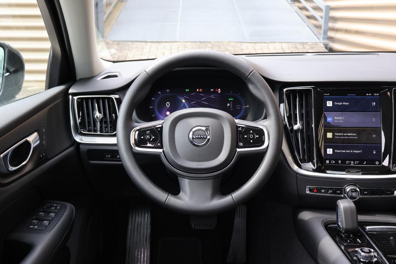 Volvo S60 Recharge T8 AWD Plus Dark | Stoel & stuurwielverwarming | Elektr. stoelen met memory