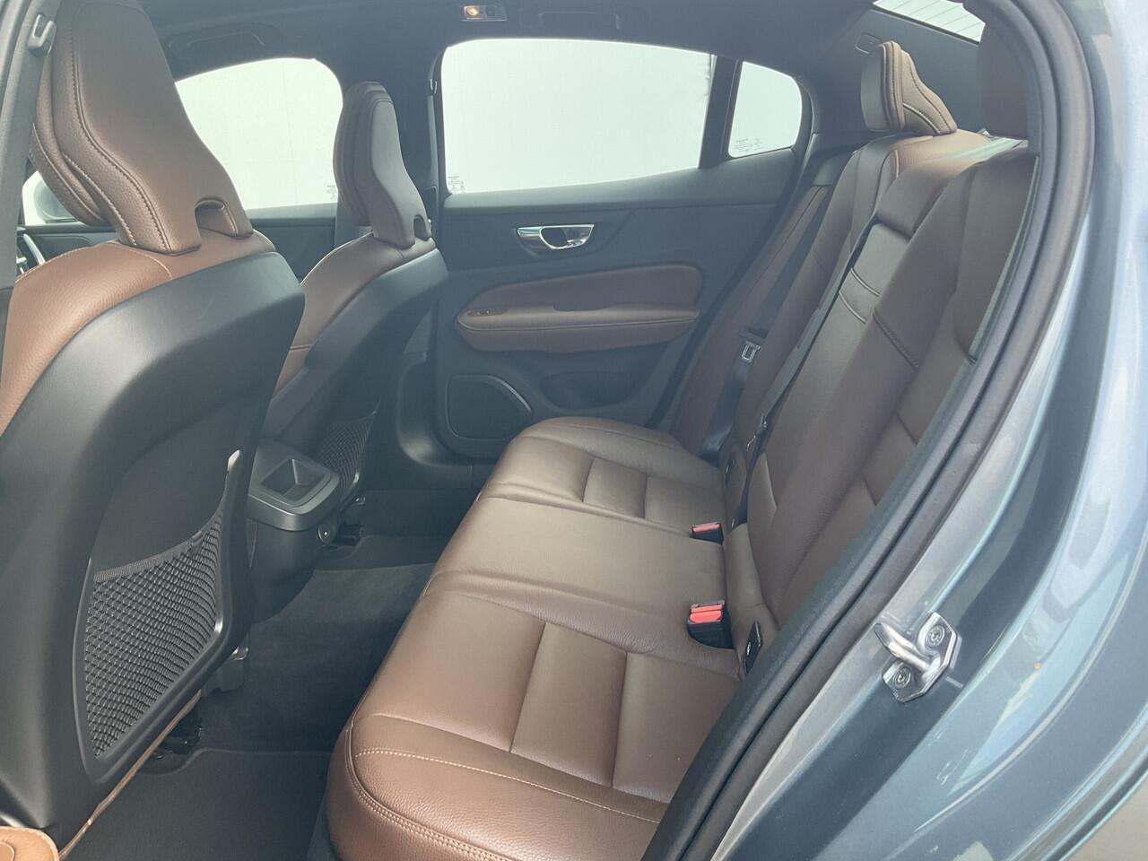 Volvo S60 2.0 B3 Inscription Pano Harman/Kardon Leer Stoel/Stuurverw Voll.Onderhouden!