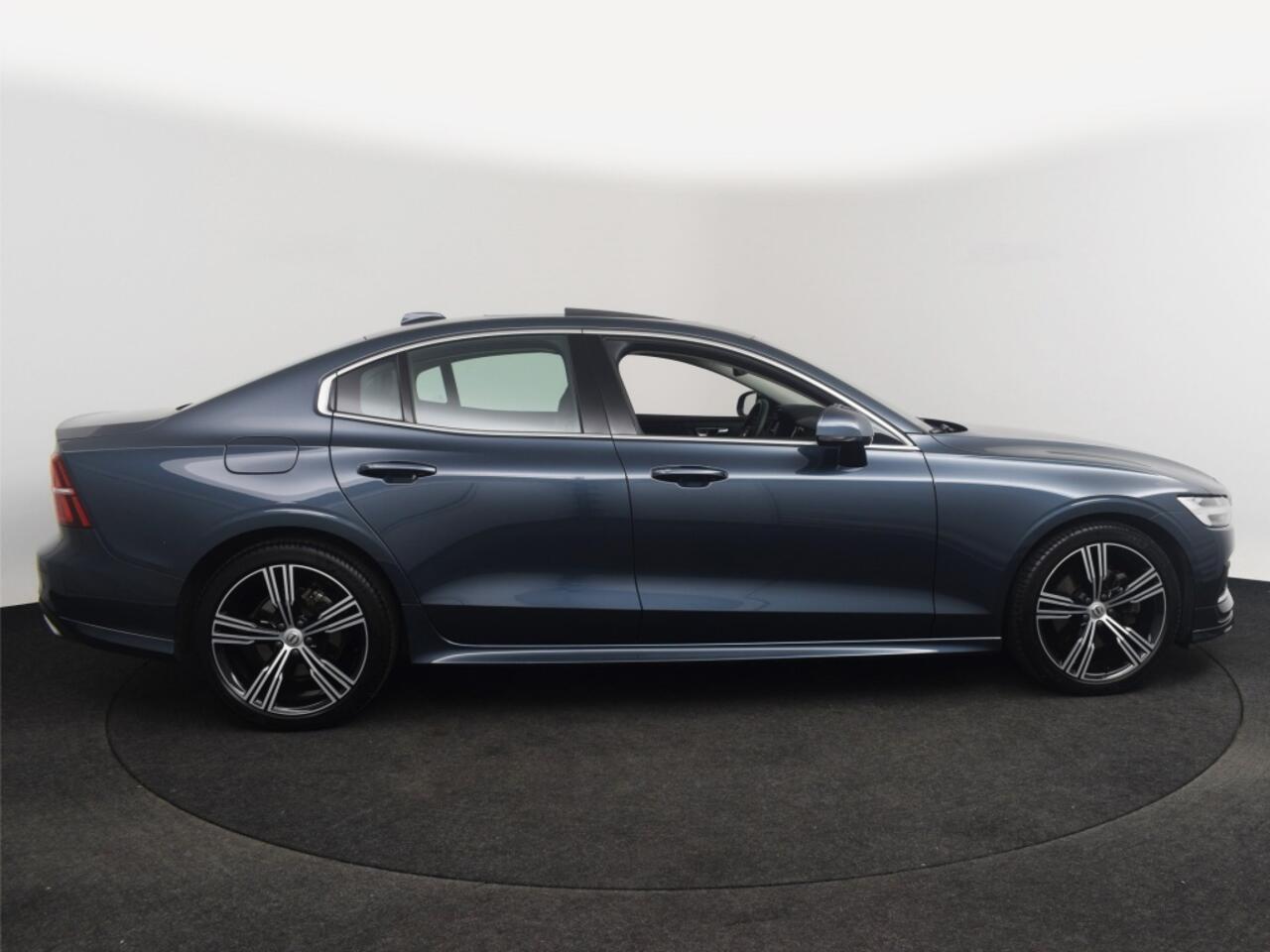 Volvo S60 2.0 B3 Inscription | Schuifdak o ACC o Leder o 19" o 1e Eig.