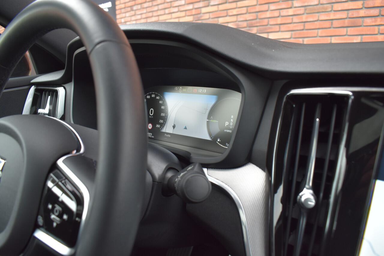 Volvo S60 T6 350PK Recharge AWD R-Design Long Range | Climate | Schuifdak | 19'' |