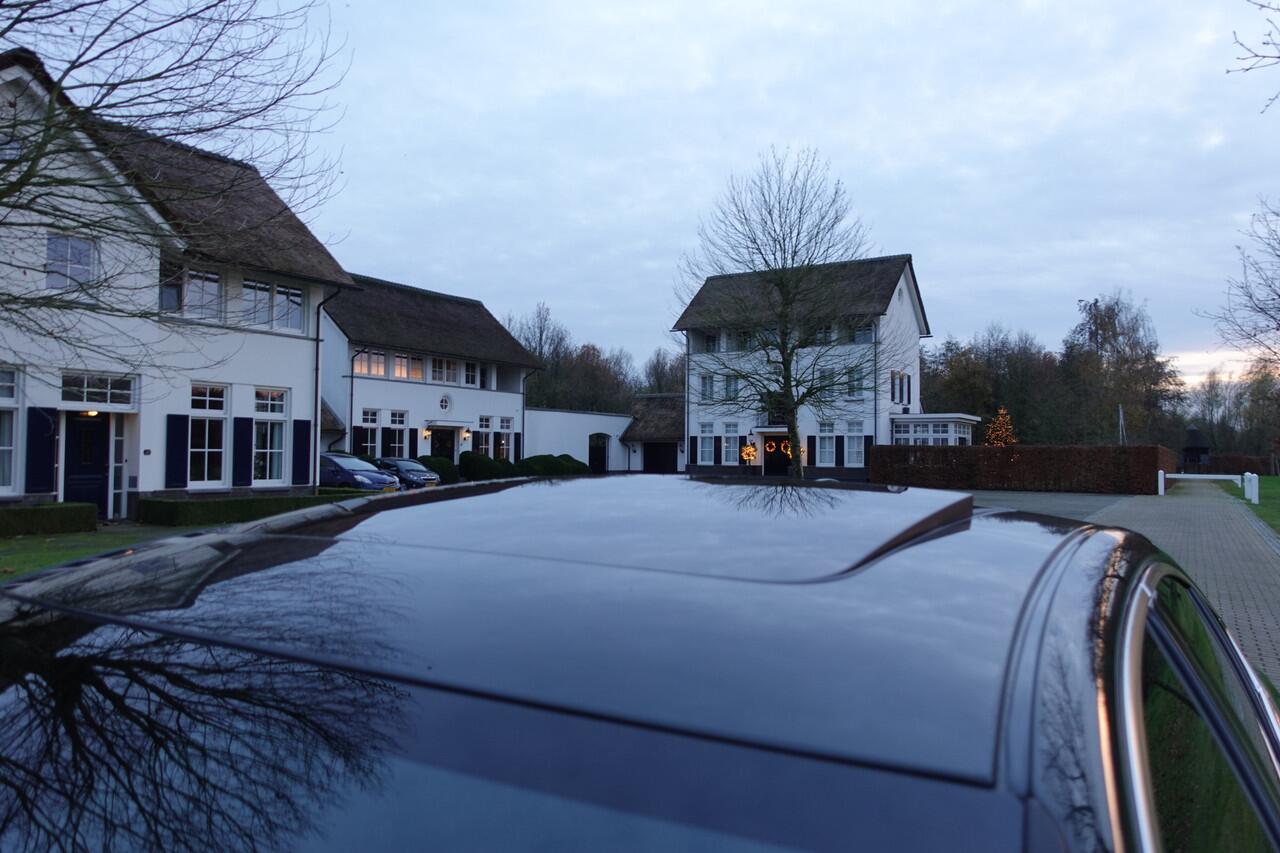 Volvo S60 2.0 T8 AWD Twin Engine R-Design | Harman Kardon | Pano | Head-up | BLIS | Camera | Memory | Pilot Assist |