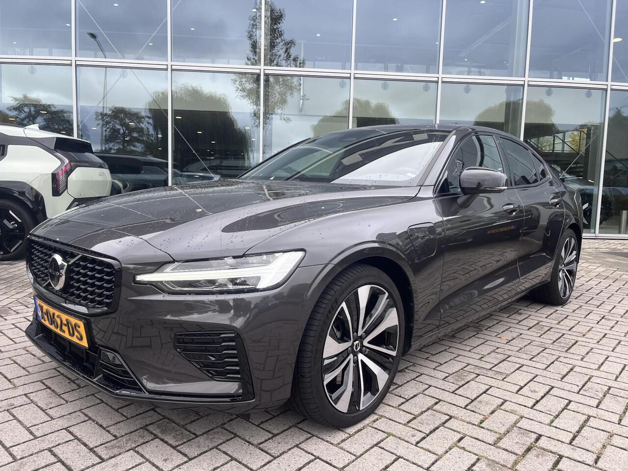 Volvo S60 2.0 Recharge T6 AWD Plus Dark Harman Kardon|Schuifkanteldak|Stoel+Stuur verwarming|memory voorstoelen|Cruise control