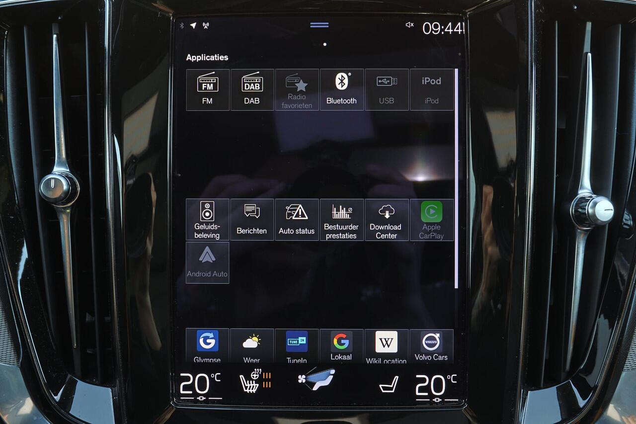 Volvo S60 T8 AWD Polestar Engineered - Schuifdak - IntelliSafe Assist - Adaptieve LED koplampen - Harman/Kardon audio - Parkeercamera achter - Verwarmde voorstoelen, stuur & achterbank - Parkeersensoren voor & achter - Elektr. bedienb. voorstoelen met geheugen - St