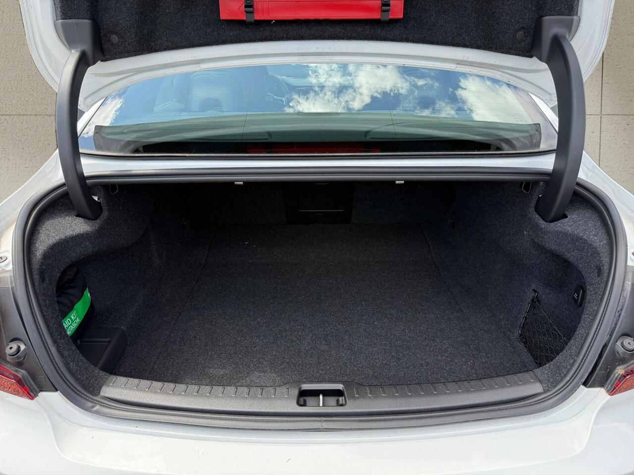 Volvo S60 2.0 T8 AWD Polestar Engineered | Bowers & Wilkins Audio | Panoramadak | Sportstoelen | Stoelverwarming |