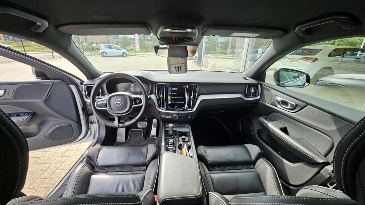 Volvo S60 2.0 B4 R-Design NL auto | All-in | dealeronderhouden