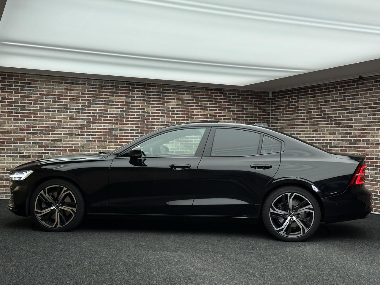 Volvo S60 2.0 B5 AWD Ultimate Dark | Dak| CarPlay| Head-up| H/K| BTW auto|