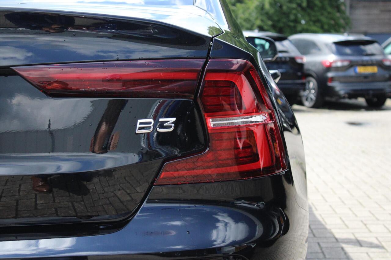 Volvo S60 2.0 B3 R-Design | zuid | Wegklapbare Trekhaak | Lederen Stoelbekleding | Climate Control | Cruise Control | Achteruitrijcamera |