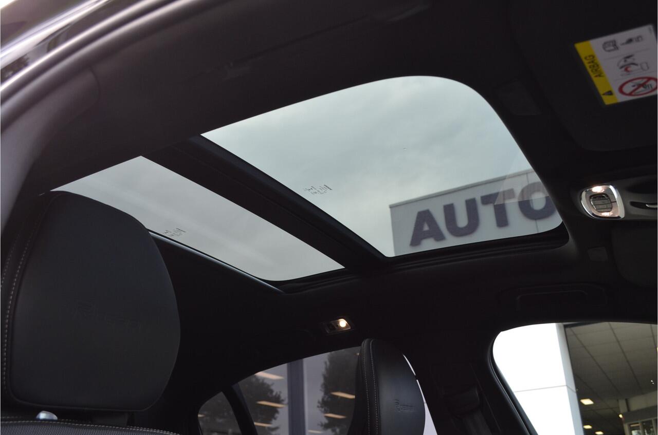 Volvo S60 2.0 T5 R-Design Pano | Harman Kardon | Elektr trekhaak | Stoelverwarming + achter + stuur | Pilot Assist | Leer | Headup | Dodehoeksensor | Bochtverlichting