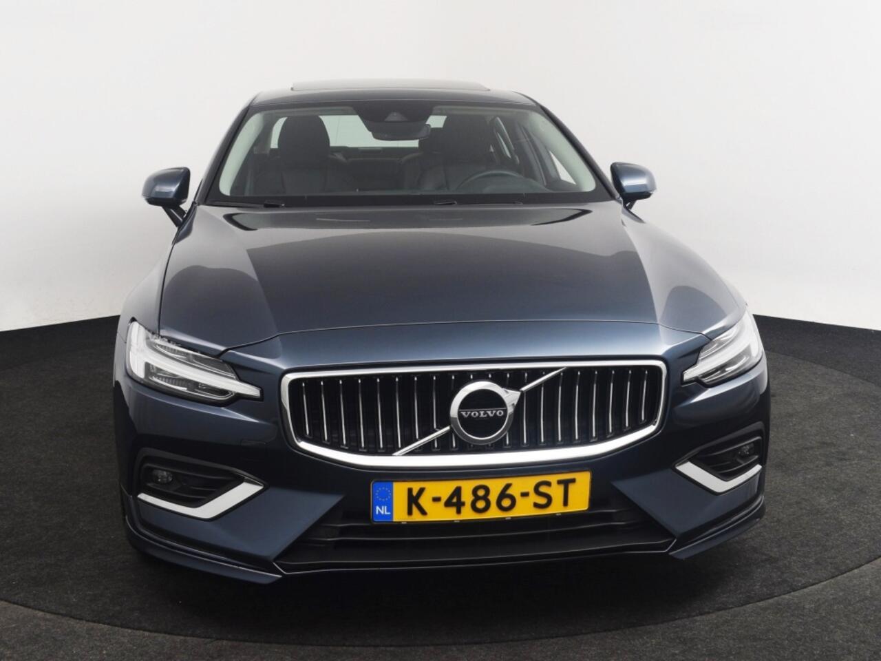 Volvo S60 2.0 B3 Inscription | Schuifdak o ACC o Leder o 19" o 1e Eig.