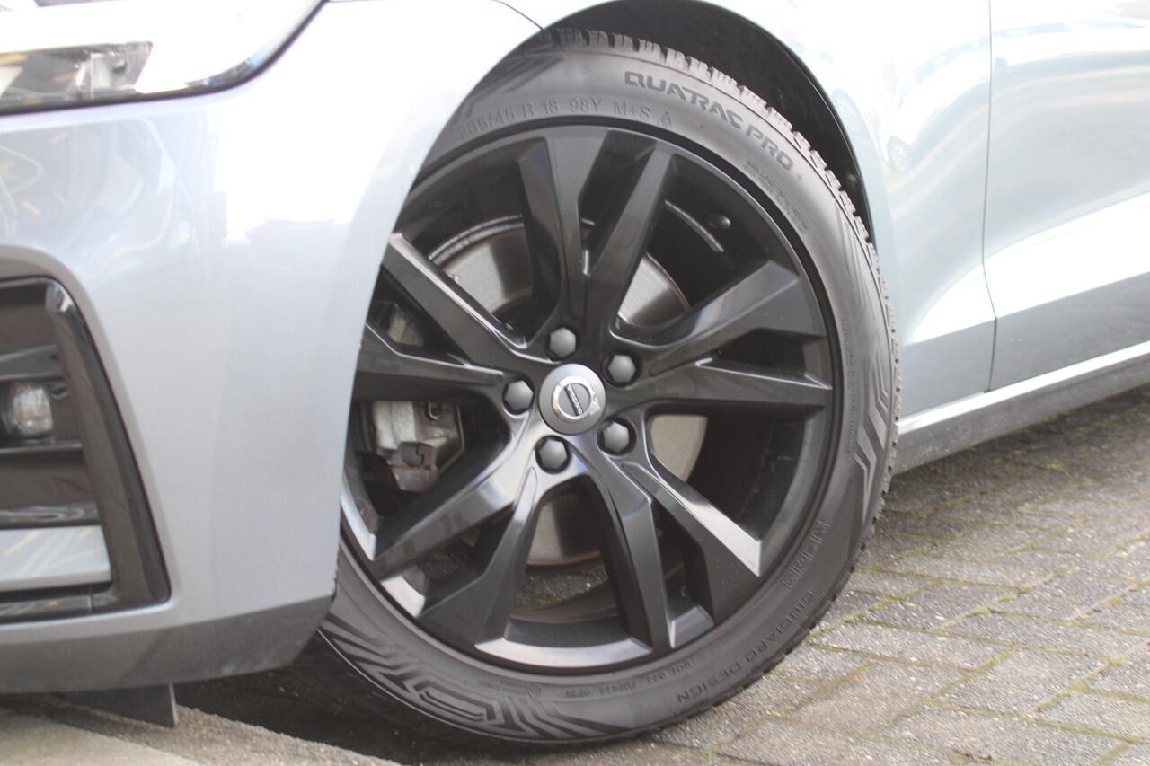 Volvo S60 B4 Automaat R-Design | Adapt. Cruise | Camera | El. Voorstoelen met geheugen | BLIS | Keyless |