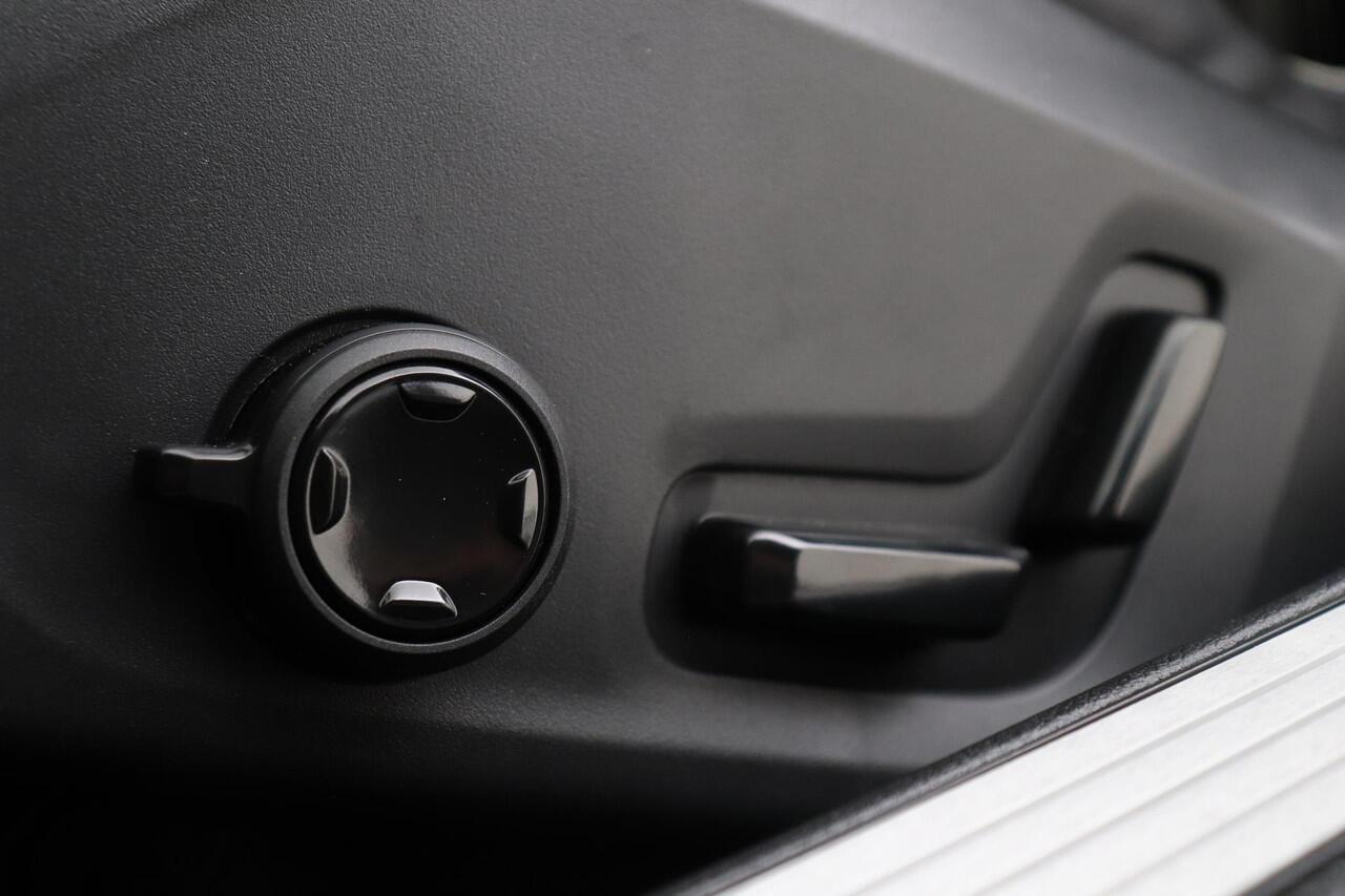 Volvo S60 B4 (M-HYBRID) PLUS DARK -PANO.DAK|HARMAN/KARDON|HEAD-UP DISP.|MEMORY-SEATS|360°CAM|20"|BLACK.BADGE|SPORTCHASSIS