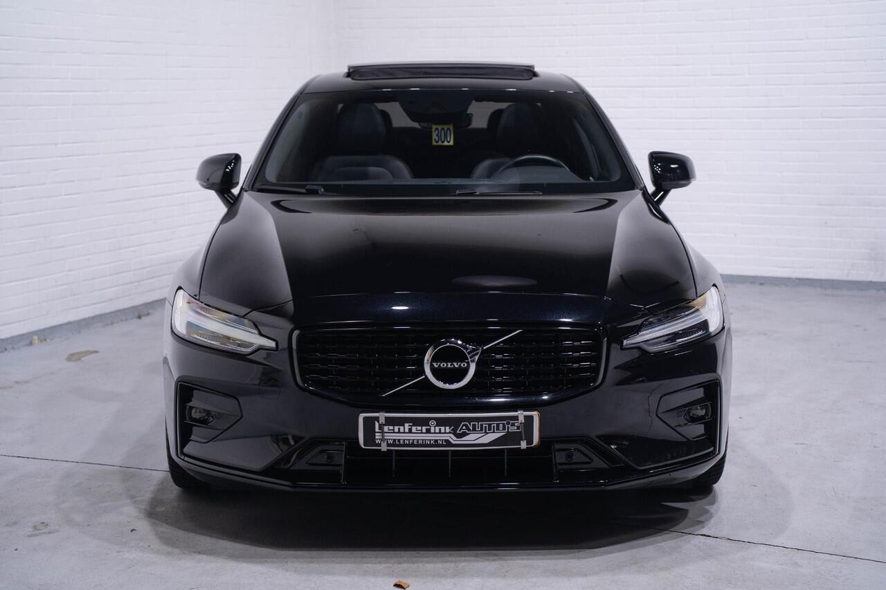 Volvo S60 2.0 B3 R-Design Navi Leder Sportstoelen Schuifdak NAP Camera Apple carplay Rijklaar!