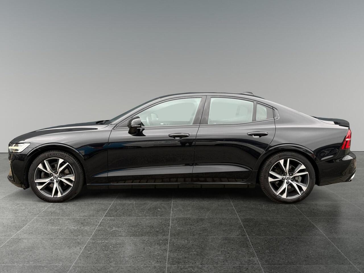 Volvo S60 2.0 B4 R-Design | Sportstoelen | Harman/Kardon Audio | Stoelverwarming | Trekhaak |