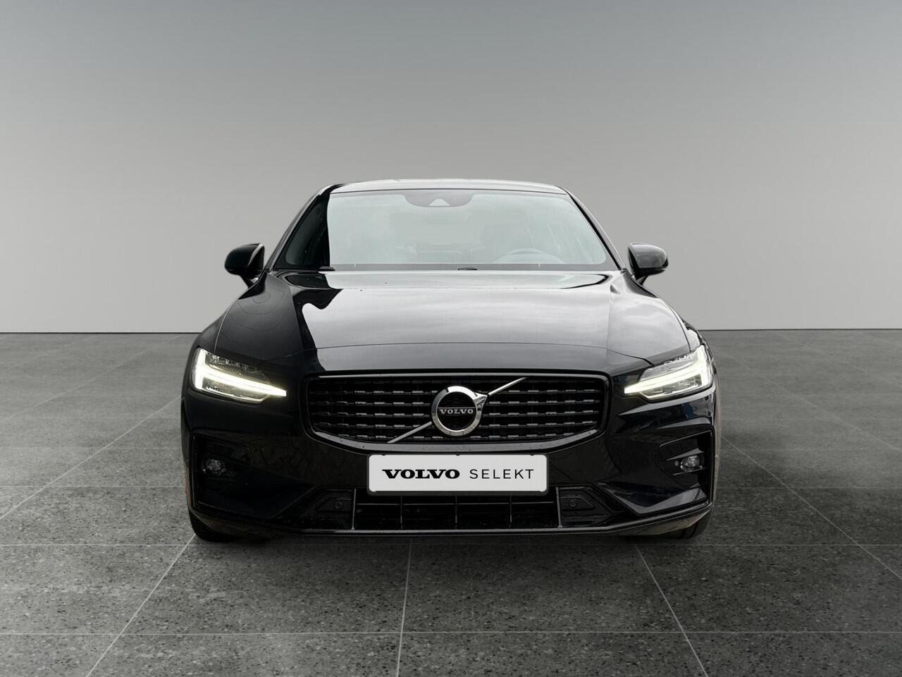 Volvo S60 2.0 B4 R-Design | Sportstoelen | Harman/Kardon Audio | Stoelverwarming | Trekhaak |