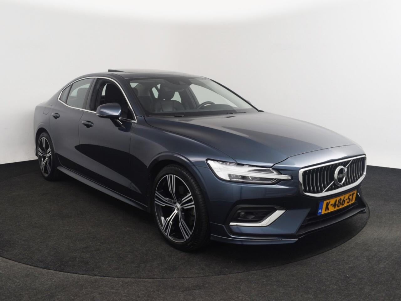 Volvo S60 2.0 B3 Inscription | Schuifdak o ACC o Leder o 19" o 1e Eig.