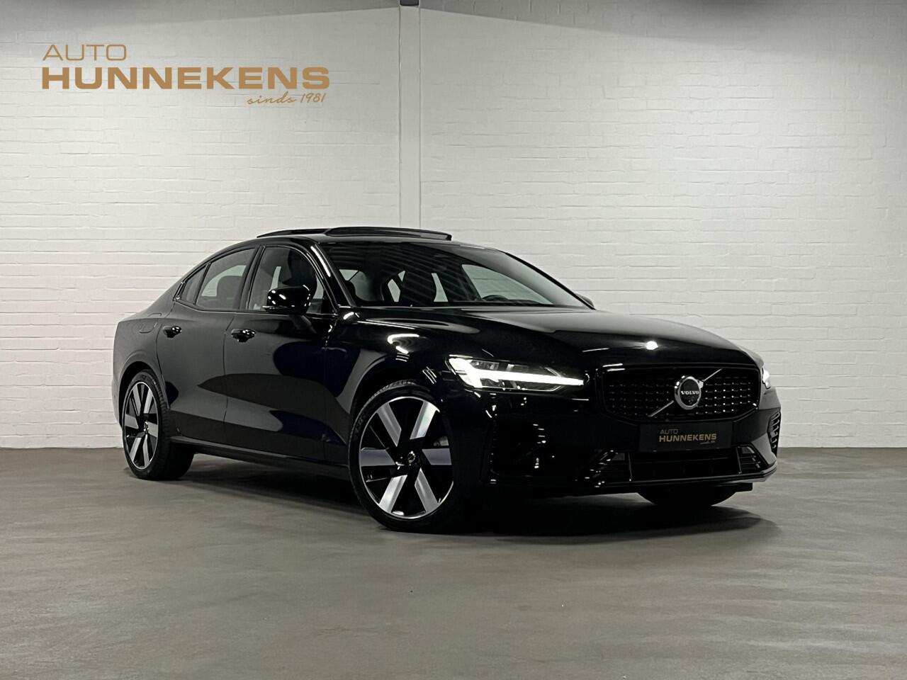 Volvo S60 2.0 T8 AWD Ultimate Dark Massage | Open dak | Bowers & Wilkins | Adapt. cruise | Stoelventilatie /-verwarming | Head-up | *455 PK*