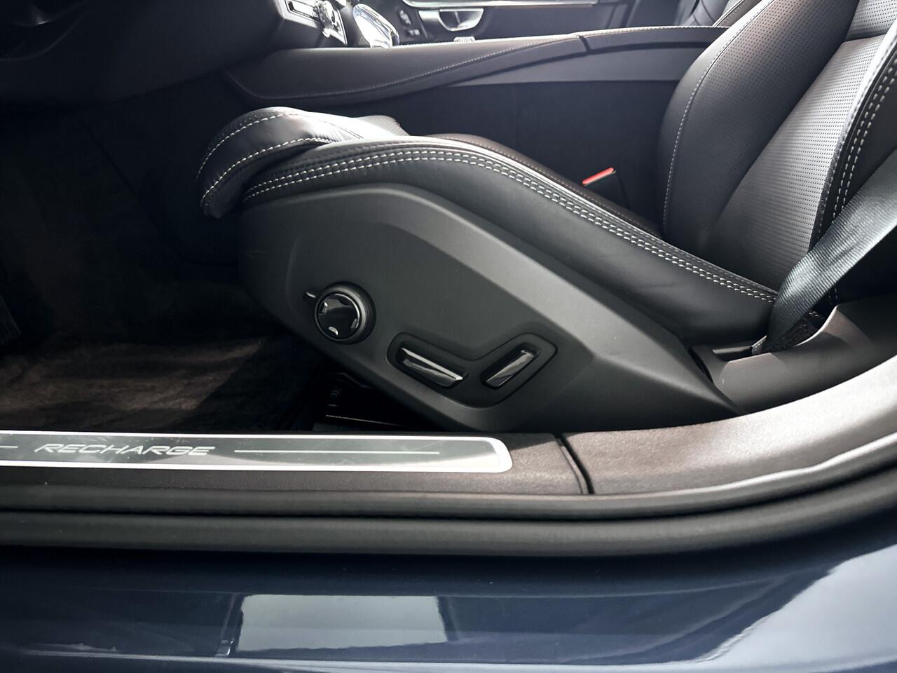 Volvo S90 T8 Aut. AWD Ultimate Bright | Massage | Luchtvering | Panoramadak | 360° camera | Harman Kardon