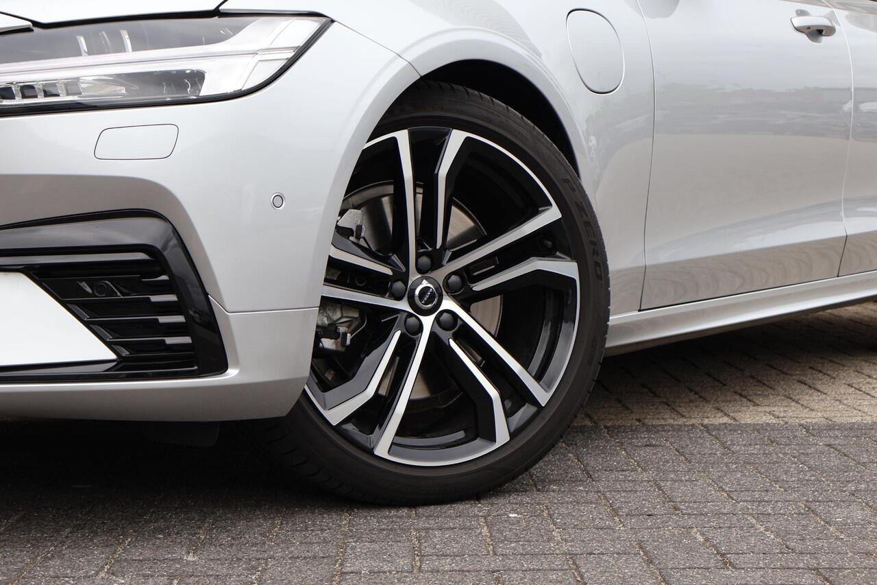 Volvo S90 T8 AWD R-Design | Luchtvering | Schuif/kantel-dak | 360 Camera | Elektr. trekhaak |
