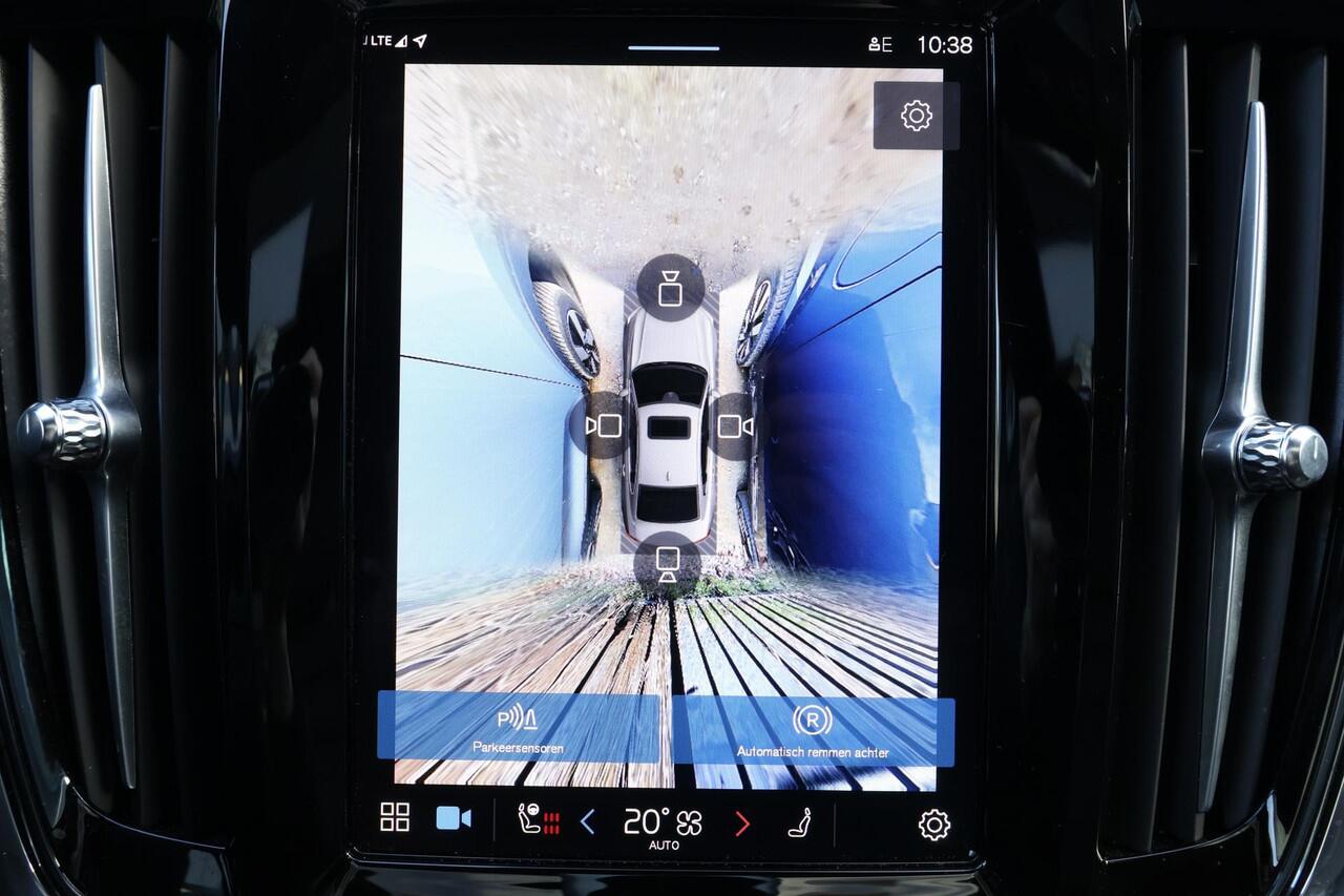 Volvo S90 T8 AWD Ultimate Dark - Luchtvering - IntelliSafe Assist & Surround - 360º Camera - Bowers & Wilkins audio - Verwarmde voorstoelen, stuur & achterbank - Parkeersensoren voor & achter - Elektr. bedienb. voorstoelen met geheugen - Head up display - Extra get