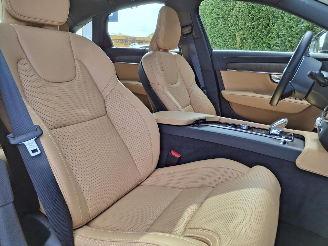 Volvo S90 B5 Ultimate Bright | Geventileerde/Verwarmde stoelen | 360° Camera | Panoramisch Schuif/Kanteldak