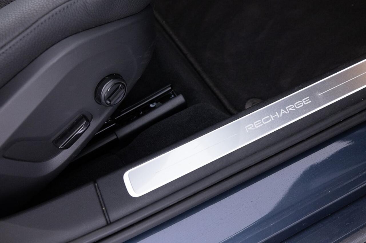 Volvo S90 T8 AWD Recharge Plus Bright | LEDER |