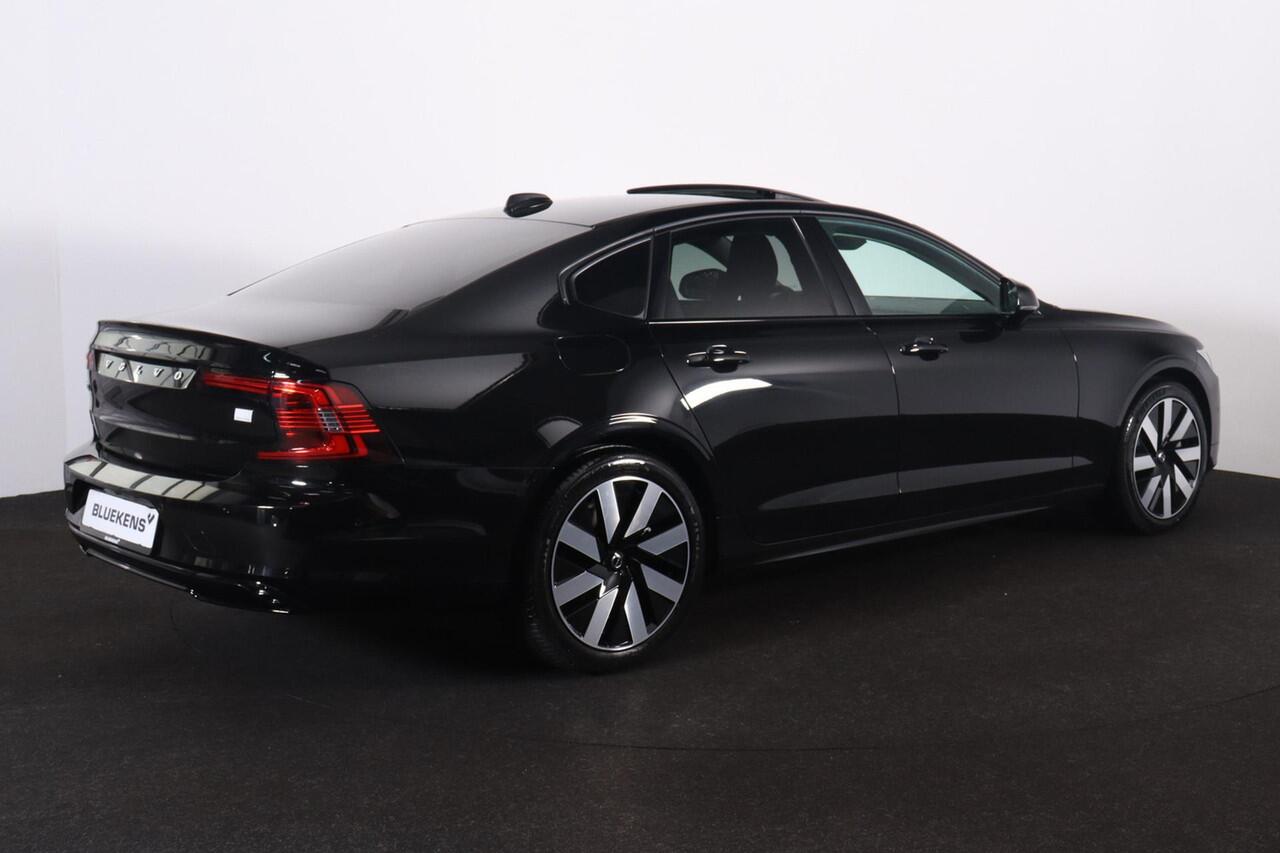 Volvo S90 T8 AWD Ultra Dark - Schuif/kanteldak - IntelliSafe Assist & Surround - 360º Camera - Harman/Kardon audio - Adaptieve LED koplampen - Verwarmde voorstoelen, stuur & achterbank - Parkeersensoren voor & achter - Elektr. bedienb. voorstoelen met geheugen - Ex