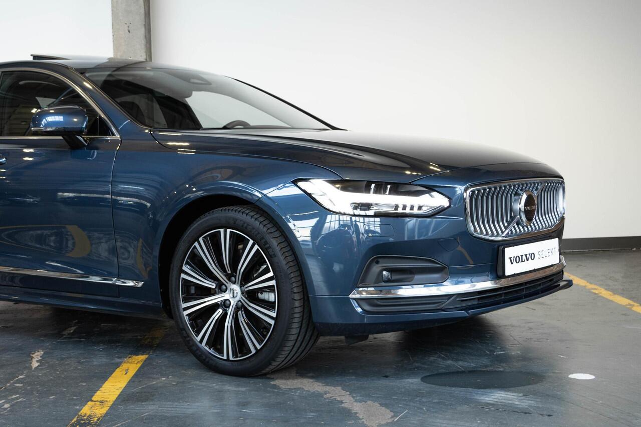 Volvo S90 B5 Automaat Ultimate | Schuif-/kanteldak| Premium audio by Harman Kardon | Verwarmbare voorstoelen achterbank en stuurwiel | Elektrisch bedienbare voorstoelen | Parkeercamera | Adaptieve Cruise Control | BLIS | 18 inch lichtmetalen velgen