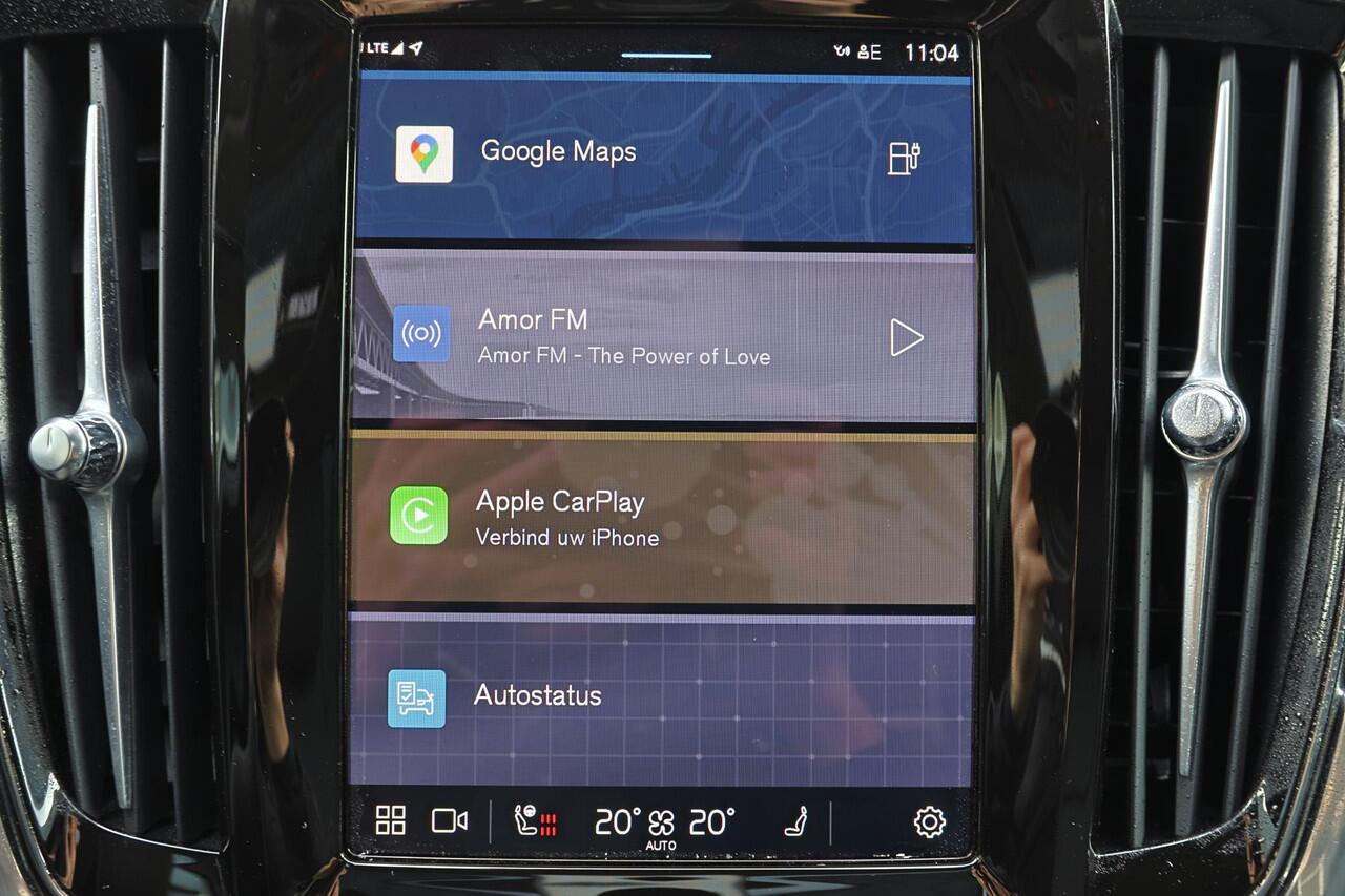 Volvo S90 T8 AWD Ultimate Dark - Schuif/kanteldak - IntelliSafe Assist & Surround - 360º Camera - Harman/Kardon audio - Adaptieve LED koplampen - Verwarmde voorstoelen, stuur & achterbank - Parkeersensoren voor & achter - Elektr. bedienb. voorstoelen met geheugen -