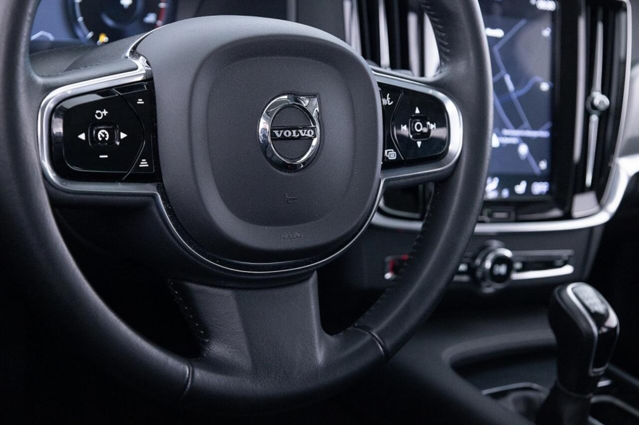 Volvo S90 2.0 D3 Momentum | LEDER ? 1e Eigenaar