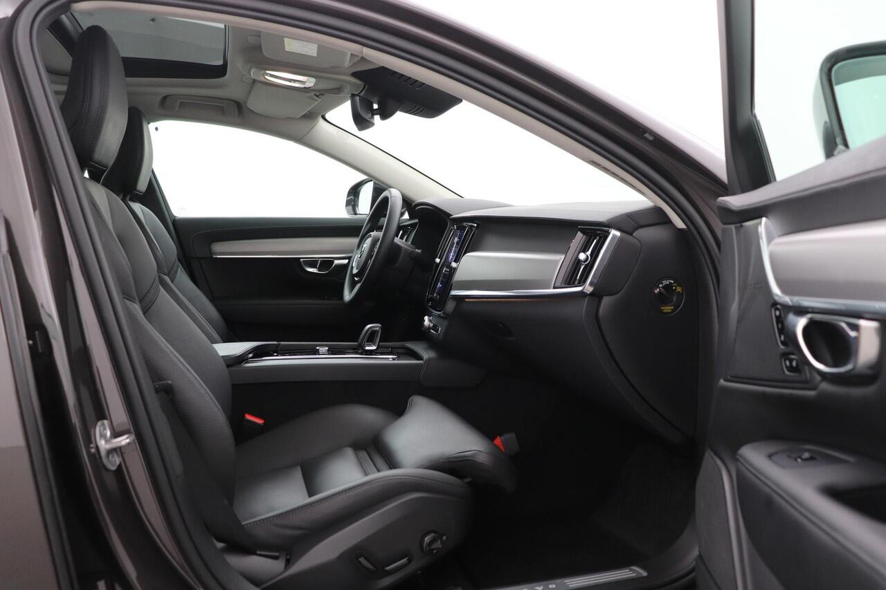 Volvo S90 B5 Ultimate Bright | Schuif/kanteldak | Head-Up | harman/kardon | 360° Camera | Trekhaak