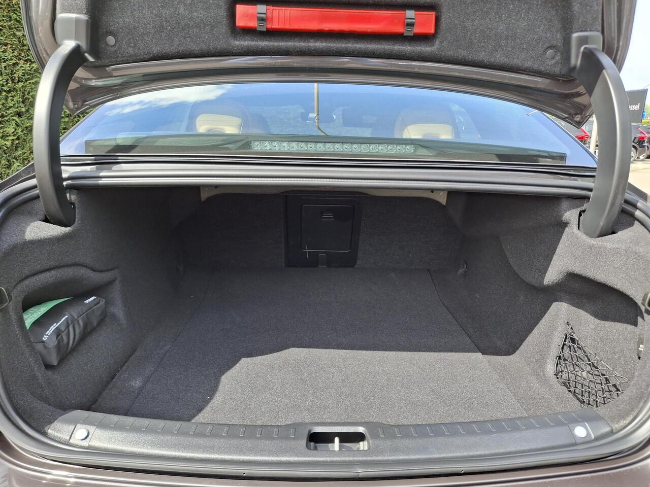 Volvo S90 B5 Ultimate Bright | Geventileerde/Verwarmde stoelen | 360° Camera | Panoramisch Schuif/Kanteldak