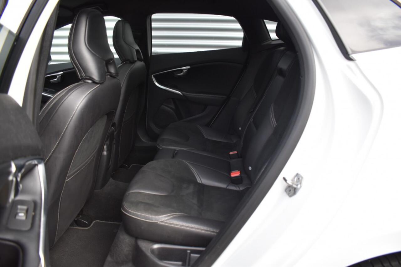 Volvo V40 1.5 T3 AUT. POLAR+ SPORT / HARMAN/KARDON / AFN. HAAK