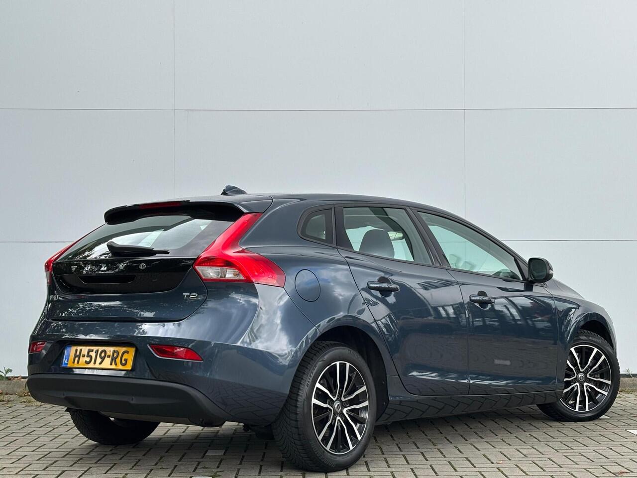 Volvo V40 1.5 T2 Polar+ | Navigatie | Winterpakket |