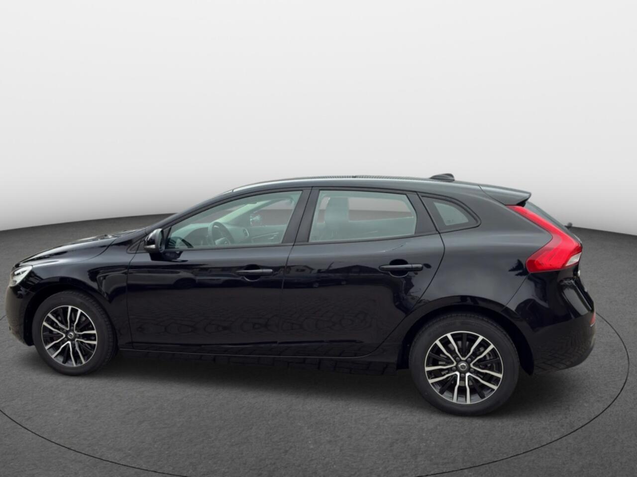 Volvo V40 1.5 T2 Polar [ lage kmstand Nap ]