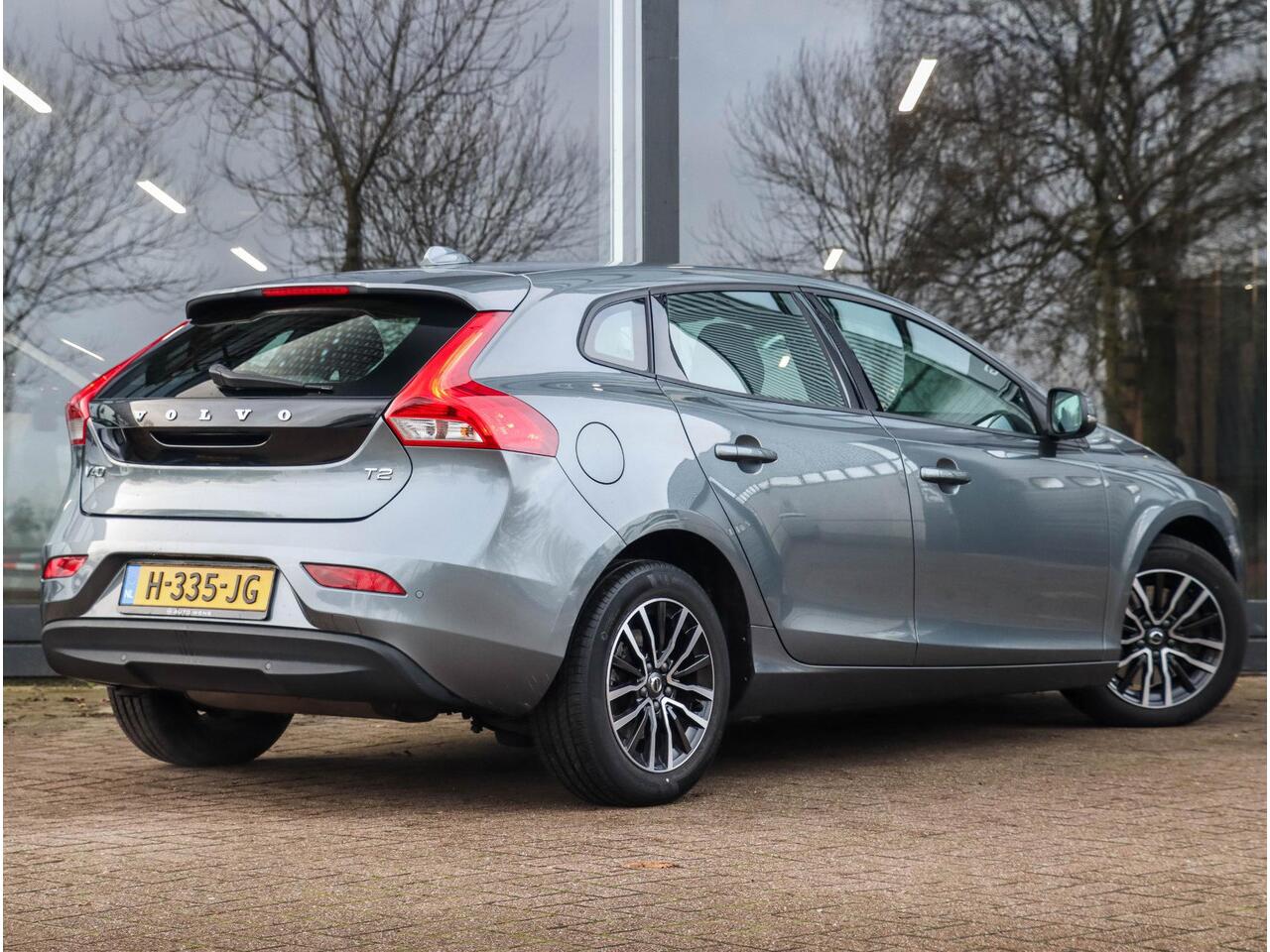 Volvo V40 1.5 T2 Polar+ Automaat | Navigatie | Stoelverwarming | LED