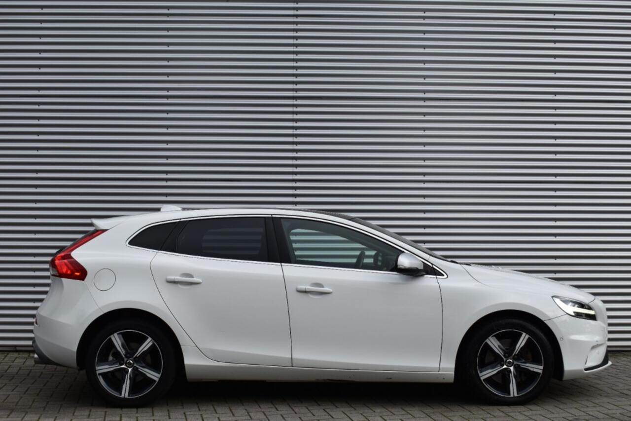 Volvo V40 1.5 T3 AUT. POLAR+ SPORT / HARMAN/KARDON / AFN. HAAK