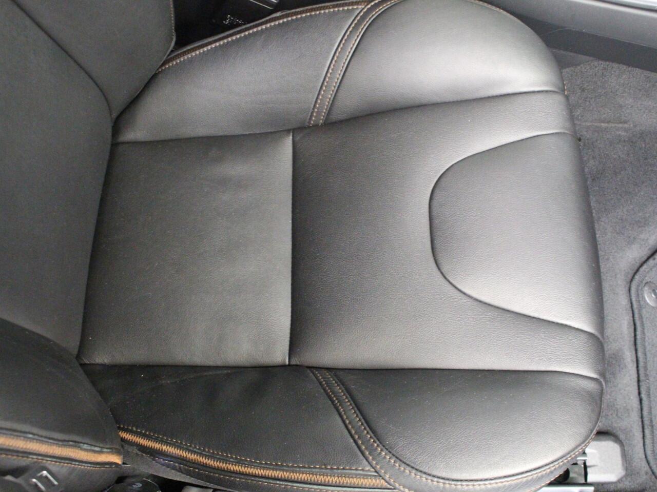 Volvo V40 CROSS COUNTRY T3 Polar+ Luxury | Rijklaarprijs | Pano dak | Harman Kardon |